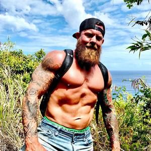 Meet your Posher, Scott